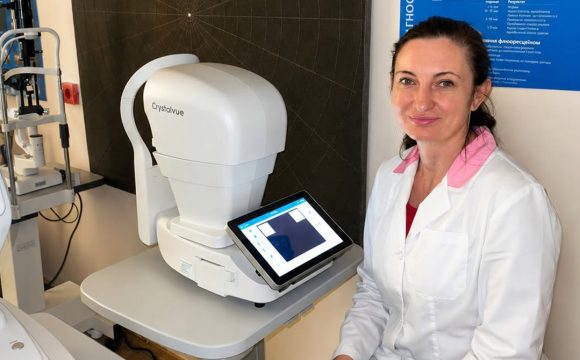 Сучасна діагностика зору: лікарня придбала безконтактний тонометр TonoVue